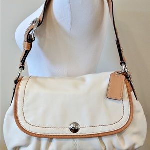 💞NWOT! Coach Collection Handbag!💞